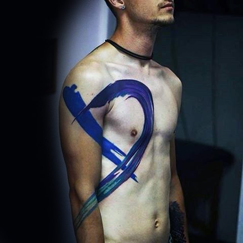 胸部和肩部个性的蓝色抽象线条纹身图案