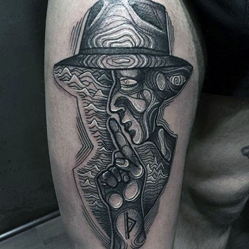大腿优雅设计的黑白3D神秘男子纹身图案