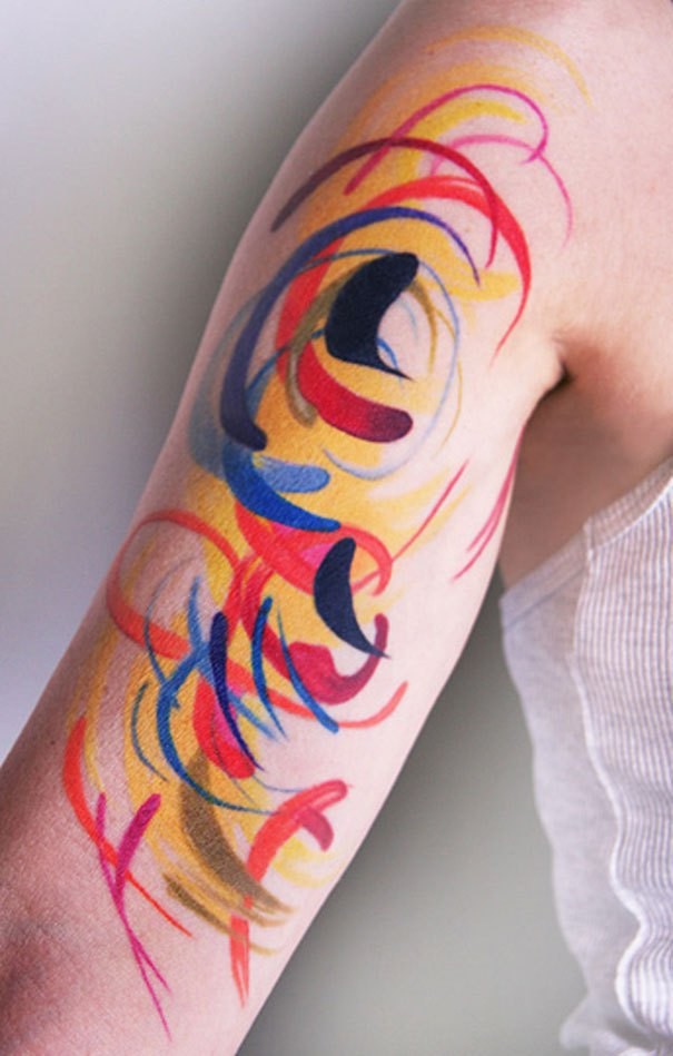 大臂抽象风格美丽的各种饰品纹身图案