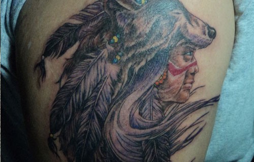 美洲土著酋长和狼头盔纹身图案