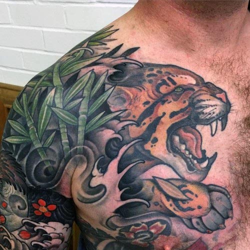 半甲亚洲东方老虎与竹子彩色纹身图案