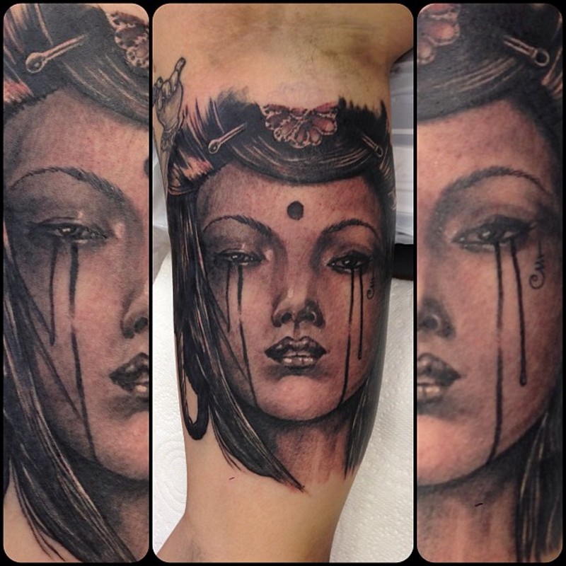 手臂黑色的亚洲女性肖像纹身图案