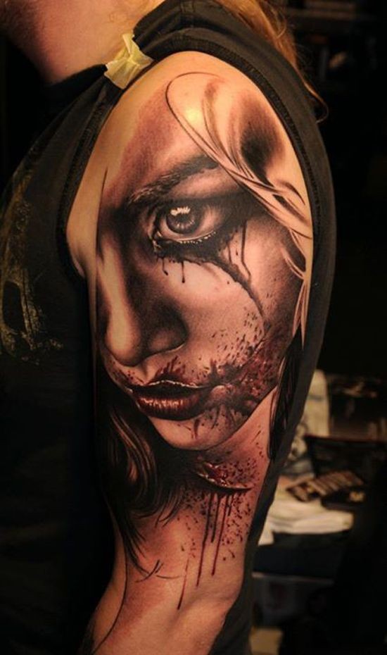 手臂3D彩色的血腥女子肖像纹身图案