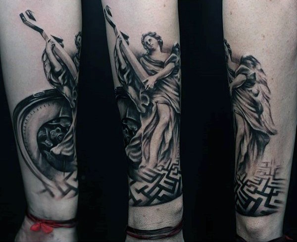 手臂3D黑白的天使雕像纹身图案