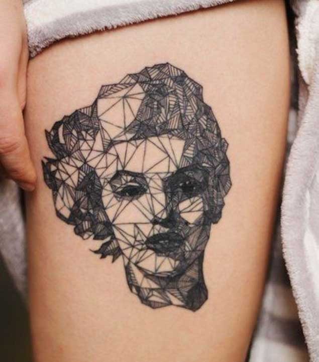 大腿抽象风格的几何黑色玛丽莲梦露肖像纹身图案