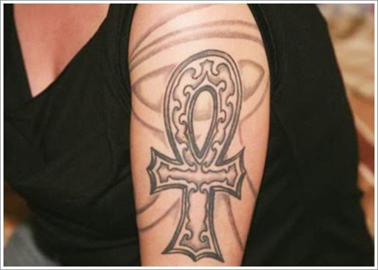 埃及十字架大臂纹身图案