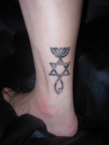 五角星符号脚踝纹身图案
