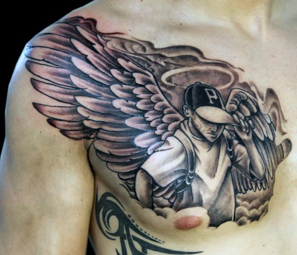 胸部设计有趣的黑白天使男孩纹身图案
