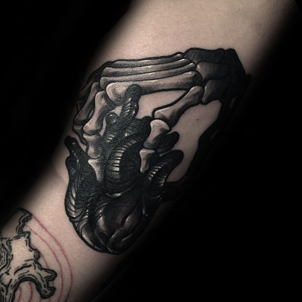 手臂3D风格的人体骨骼手纹身图案