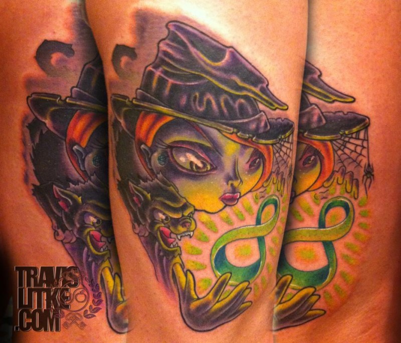 手臂彩色幻想女巫与蝙蝠和无穷符号纹身图案
