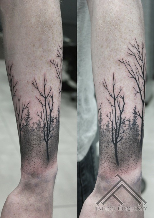 简单的黑暗森林与树干手臂纹身图案