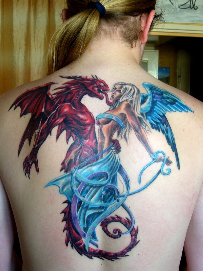 天使与恶魔龙彩绘背部纹身图案