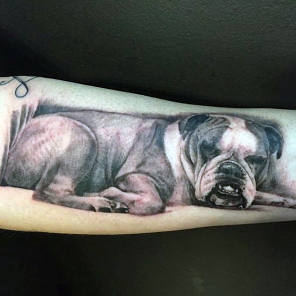 可爱的3D逼真黑白狗纹身图案