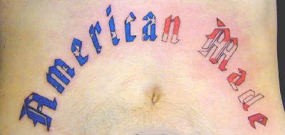 腹部红白蓝英文字母纹身图案