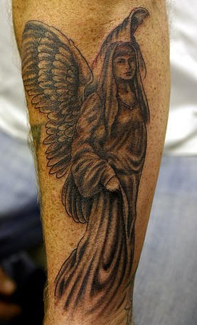 纪念黑色的天使纹身图案