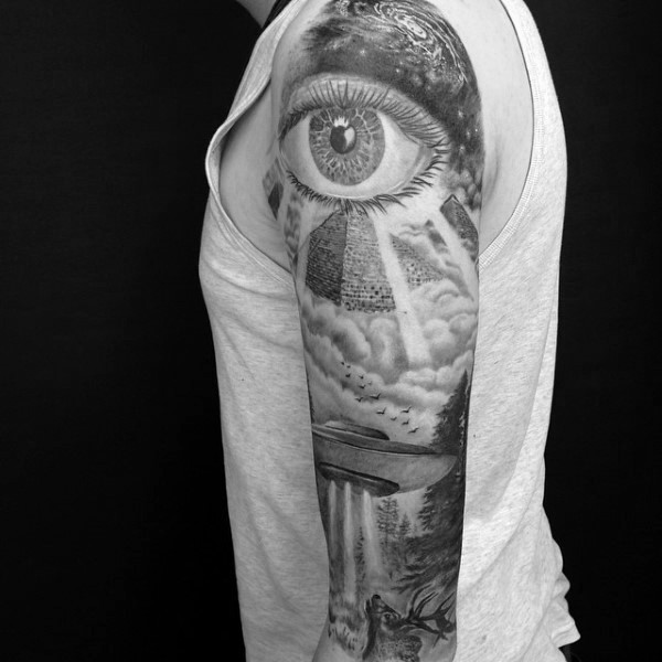 手臂华丽的神秘金字塔和眼睛与飞船纹身图案