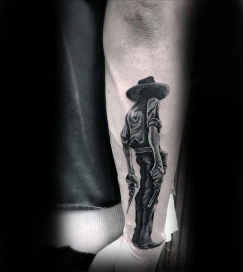手臂非常逼真的3D黑色牛仔和手枪纹身图案