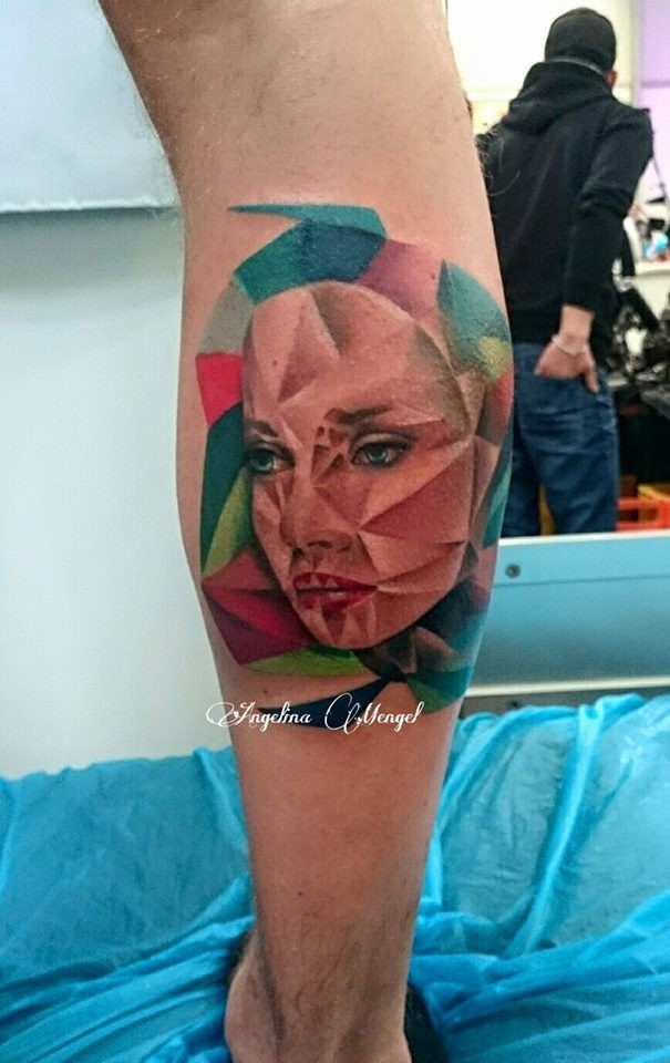 小腿抽象风格彩色不寻常的女人脸纹身图案