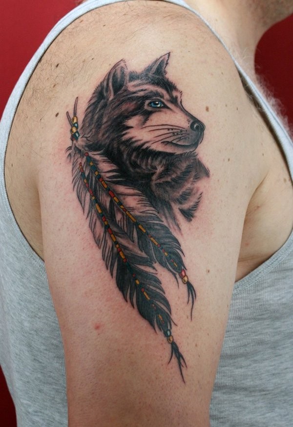 美洲印第安土著狼和羽毛彩色大臂纹身图案