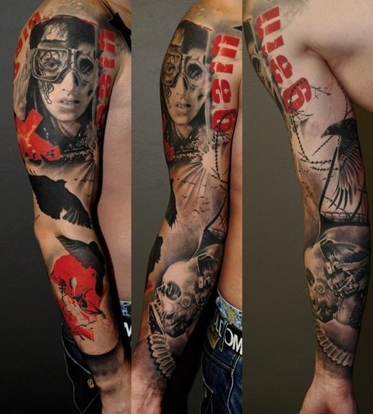手臂未来主义风格的女性肖像与骷髅乌鸦纹身图案