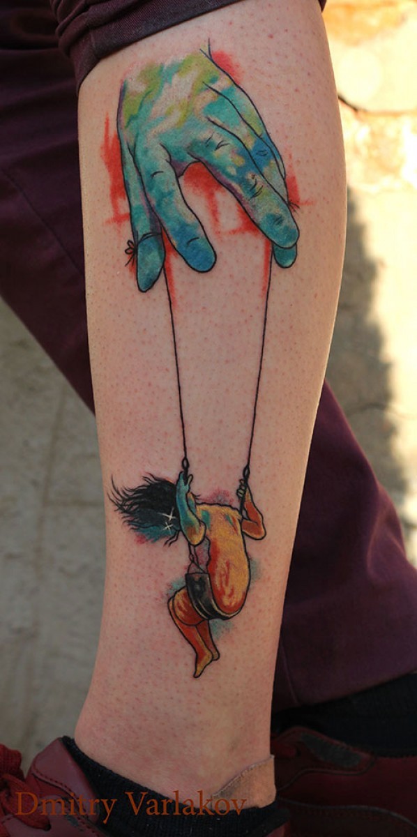 水彩风格的手和女孩彩色手臂纹身图案