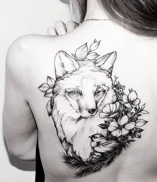 女生背部3D黑色的狐狸和小鸟纹身图案