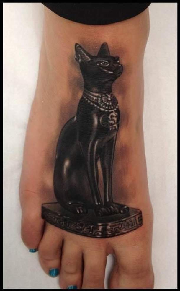 脚背自然的3D彩色埃及猫雕像纹身图案