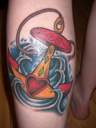 小腿墨西哥风格船锚与心形纹身图案