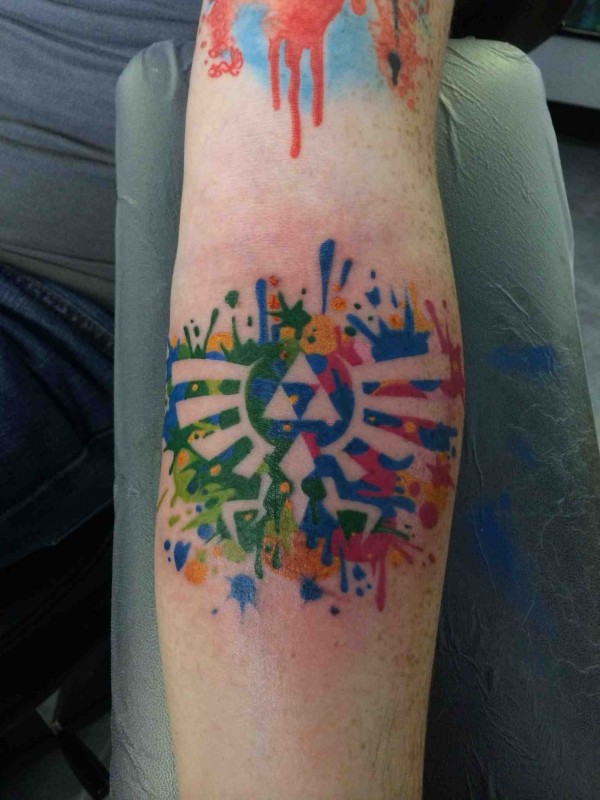 水彩风格彩色有趣的象征手臂纹身图案