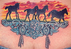 美洲土著风格的马纹身图案
