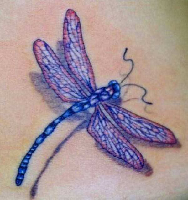 漂亮的3D紫色蜻蜓纹身图案