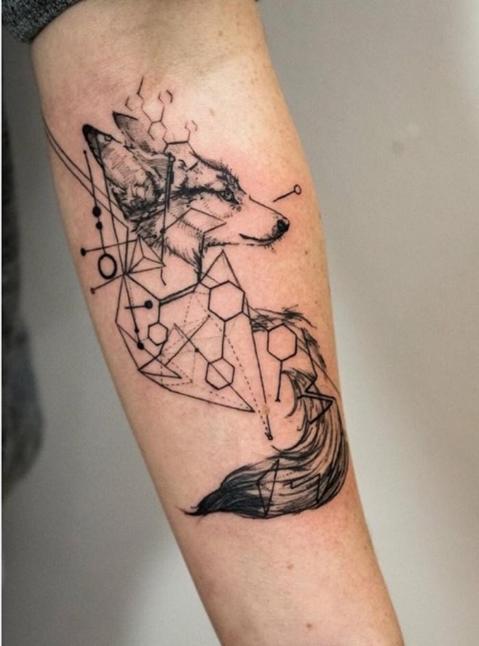 小臂素描风格黑色几何图形狐狸纹身图案