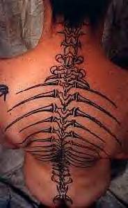 背部脊柱怪物骷髅个性纹身图案