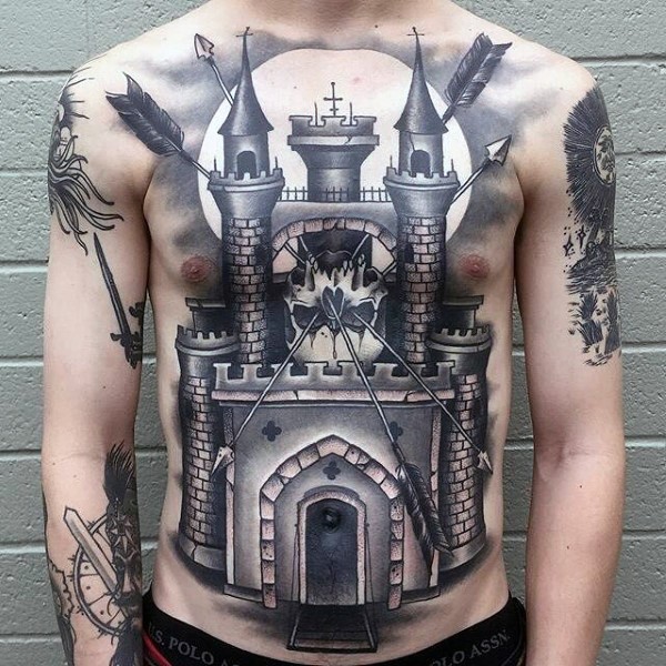 胸部和腹部黑白大城堡骷髅和箭头纹身图案