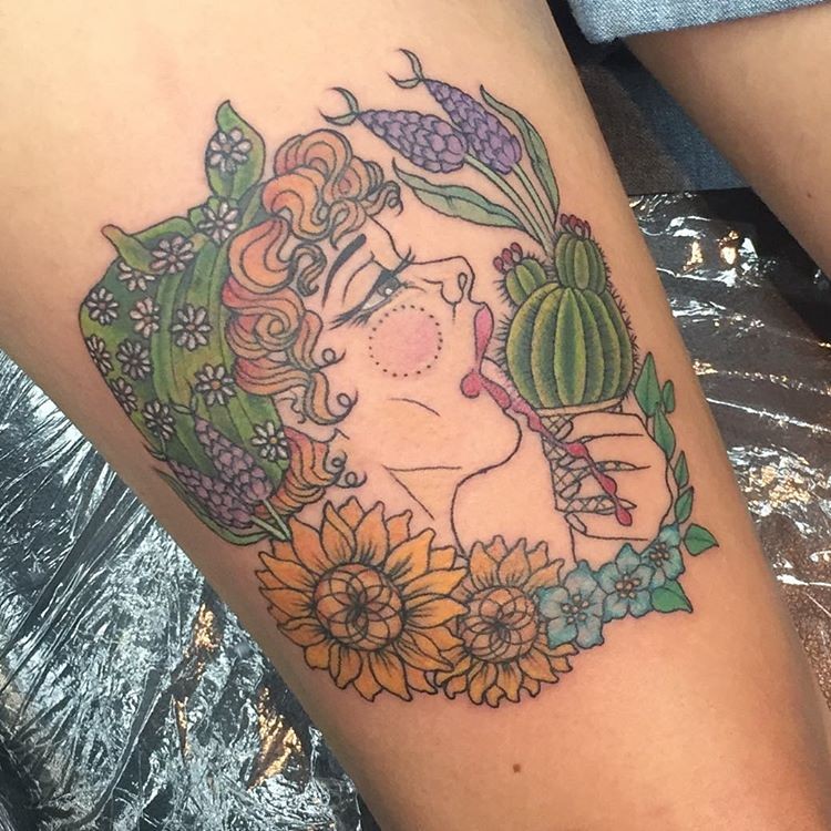 大腿new school彩色女人与植物纹身图案
