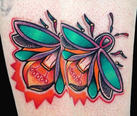 色彩鲜艳的灯泡昆虫纹身图案