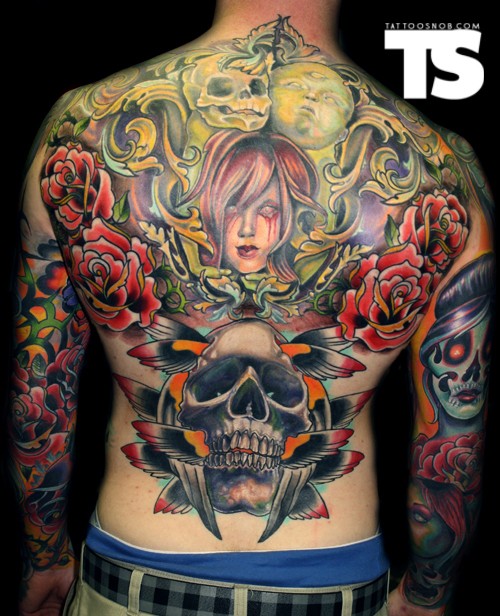 背部五彩令人毛骨悚然的怪物和骷髅纹身纹身图案