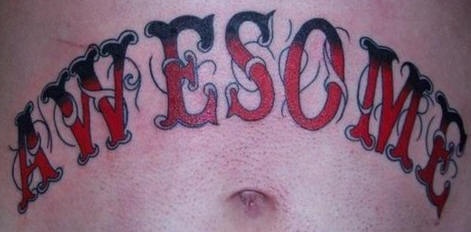 腹部黑色黑红色的英文字母纹身图案
