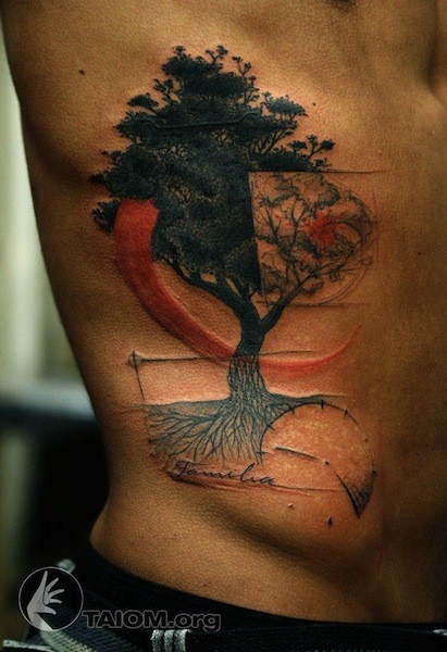 侧肋美丽的黑色树纹身图案