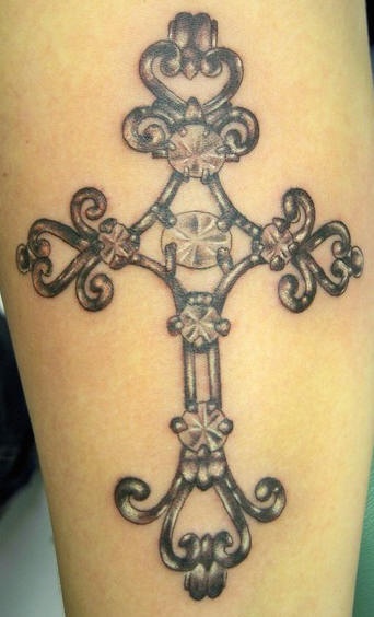 美丽的宝石十字架纹身图案