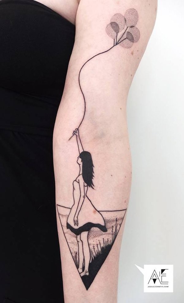 手臂简单设计的黑白女孩与气球纹身图案