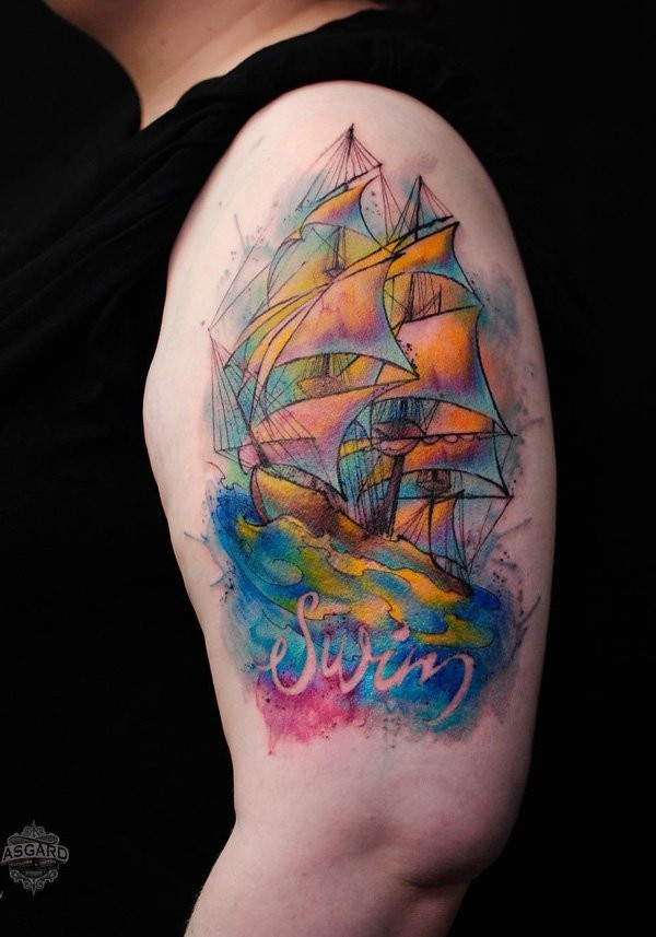 大臂水彩画风格泼墨字母帆船纹身图案