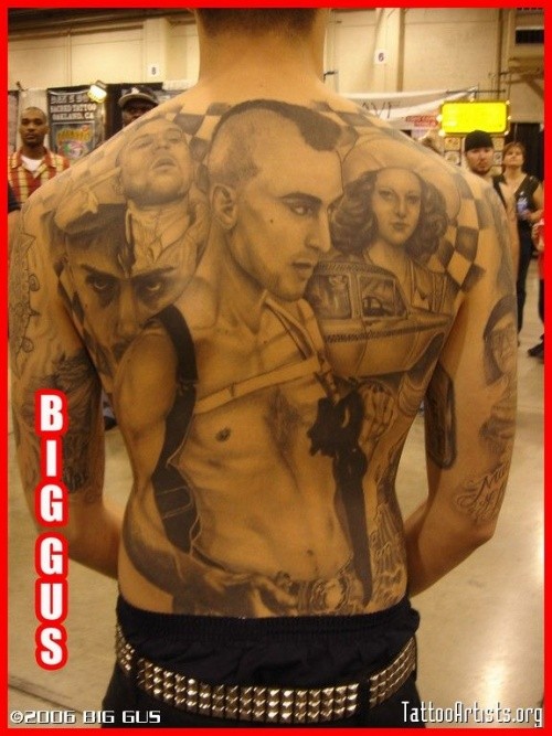 背部黑色著名电影英雄人物纹身图案
