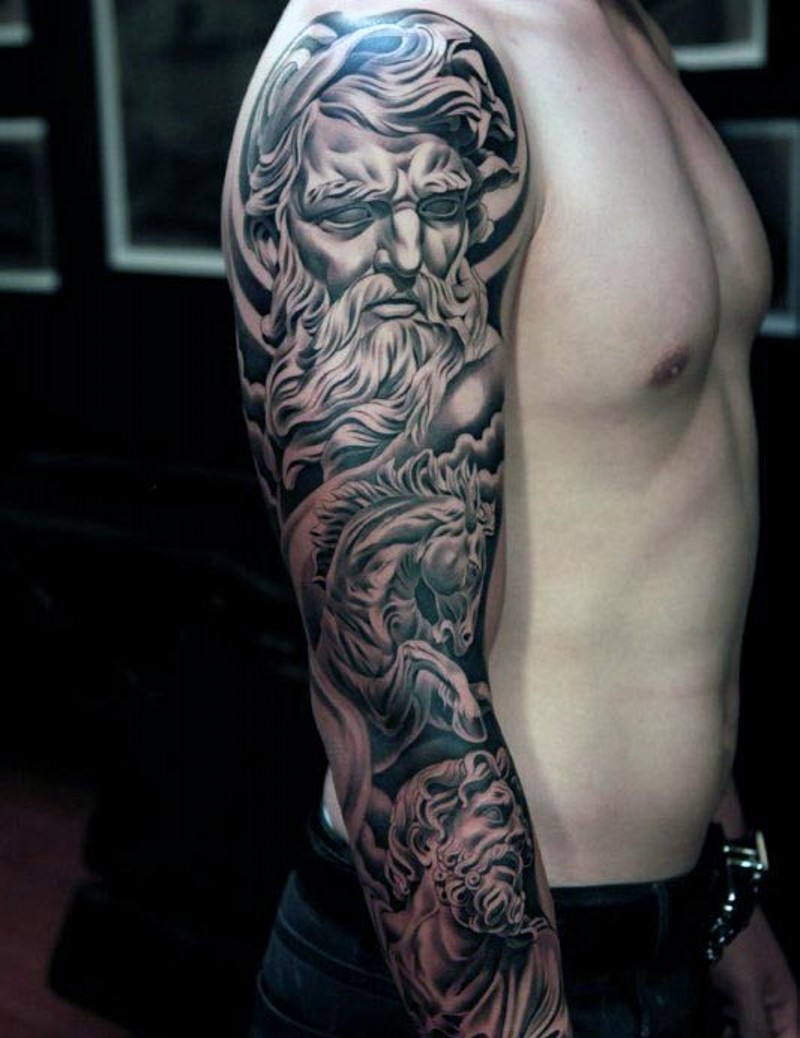 男性手臂黑色的古雕像纹身图案