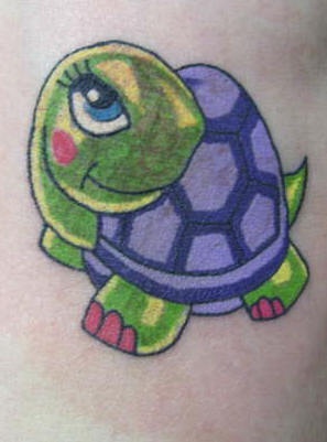 美丽的卡通乌龟彩色纹身图案