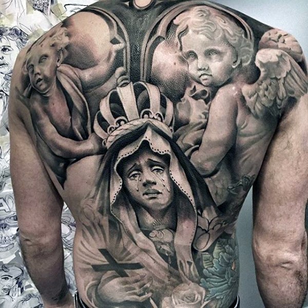 背部不寻常的宗教人物纹身图案