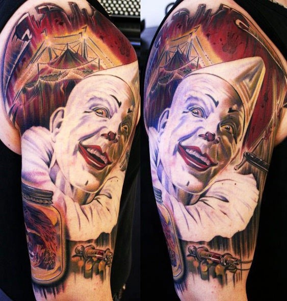 中性风格的邪恶小丑彩绘手臂纹身图案