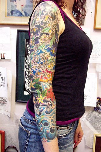 女生花臂好看的彩绘纹身图案