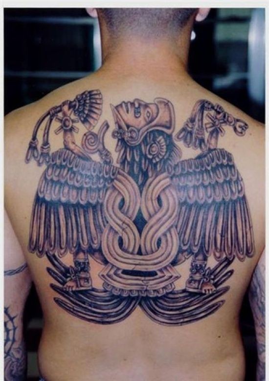 背部阿兹特克大翅膀神像纹身图案