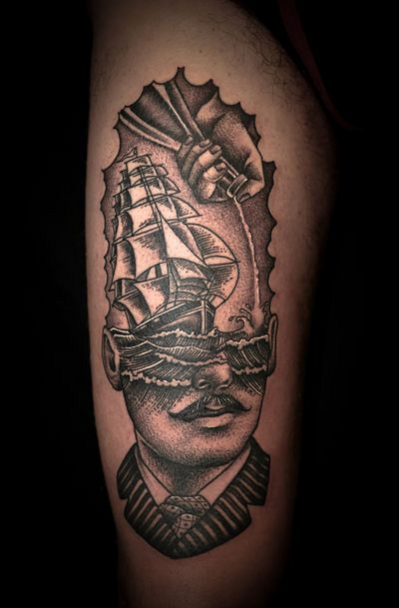 惊人的黑白肖像结合帆船手臂纹身图案